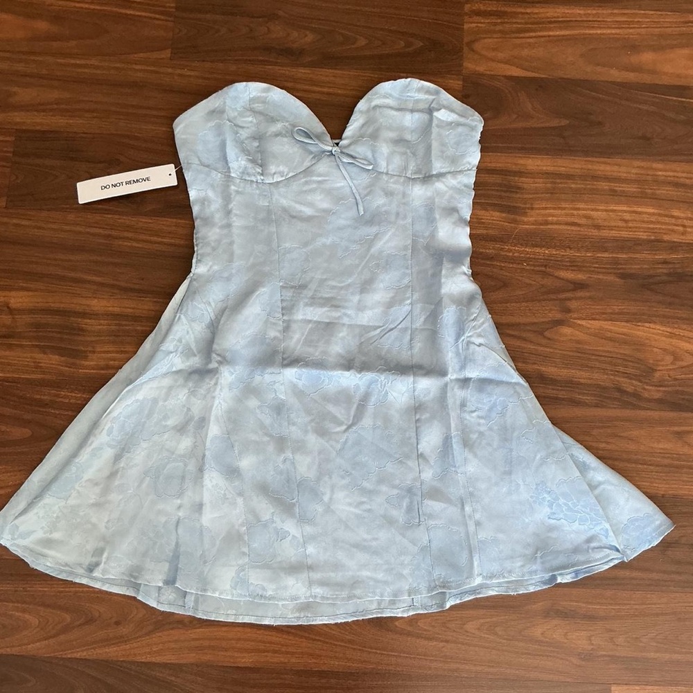 NWT Orsola Strapless mini dress blue.